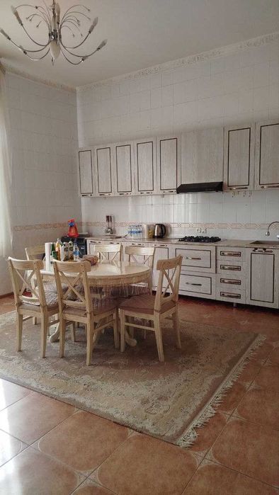 Махалля на Никитина. Комфортабельный дом. Недалеко от метро БИЙ.