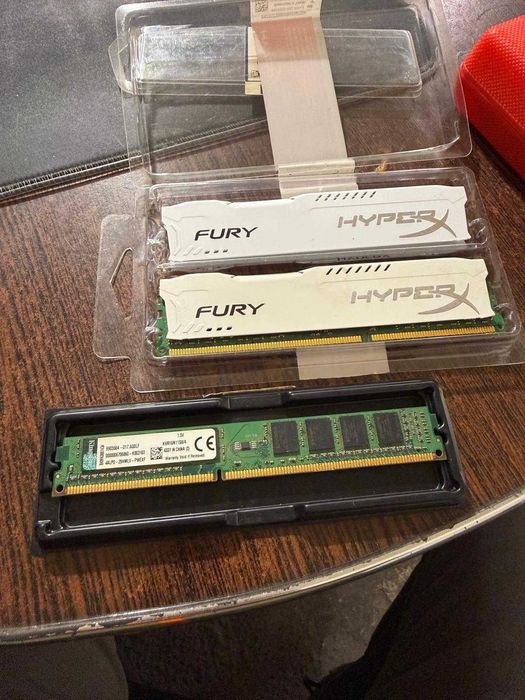 Memorii RAM ddr3 (+ cadou)