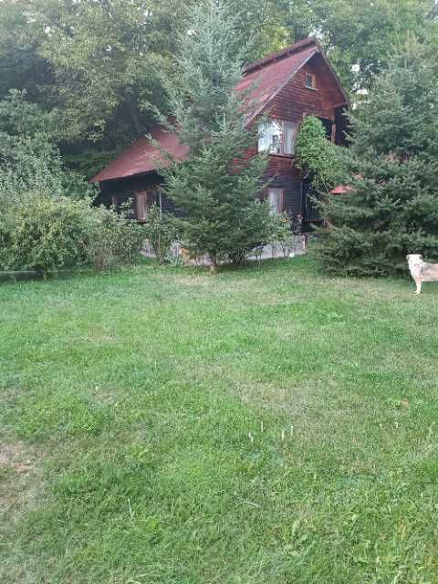 Vand proprietate pe malul raului Teleajen