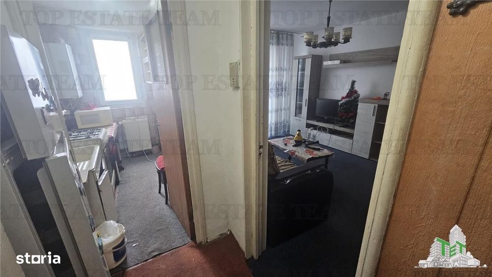 Apartament 2 camere centrala proprie metrou Lujerului — fotografia 3