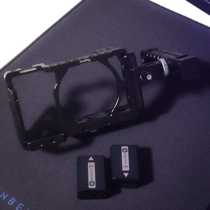 Sony A6300 + Sony 50MM F1.8 OSS