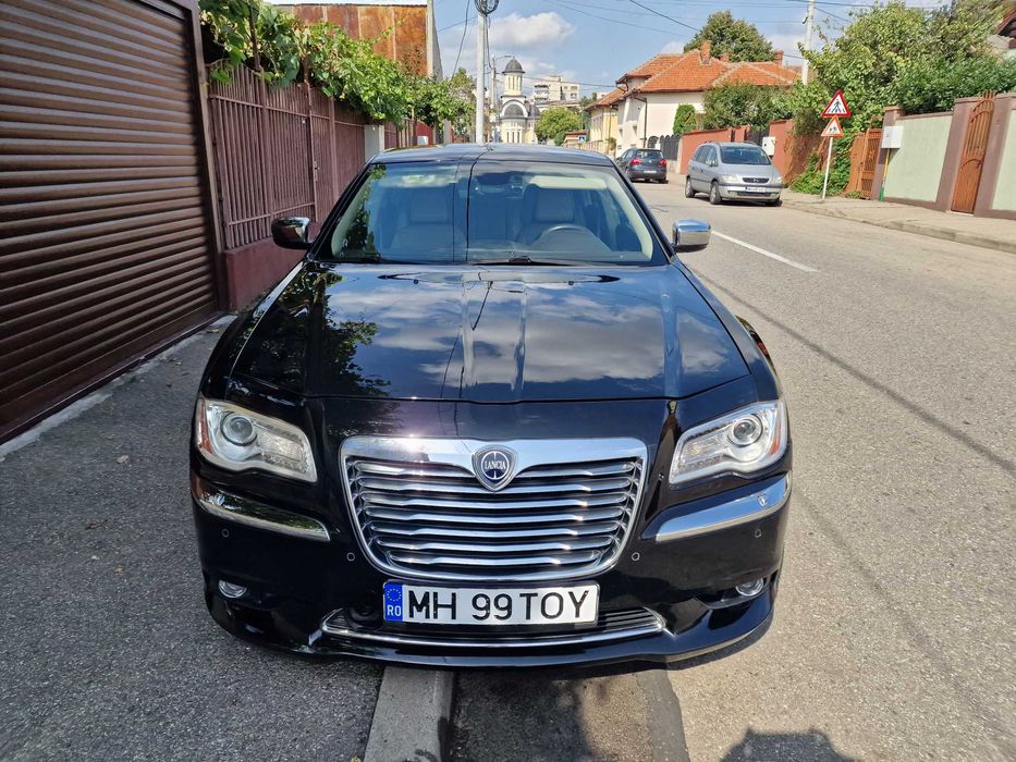 Lancia Thema Executive 2012 - 3.0 Multijet II 240cp