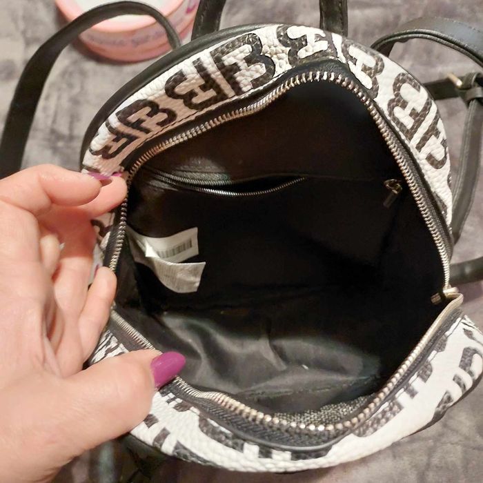 Нова дамска раница