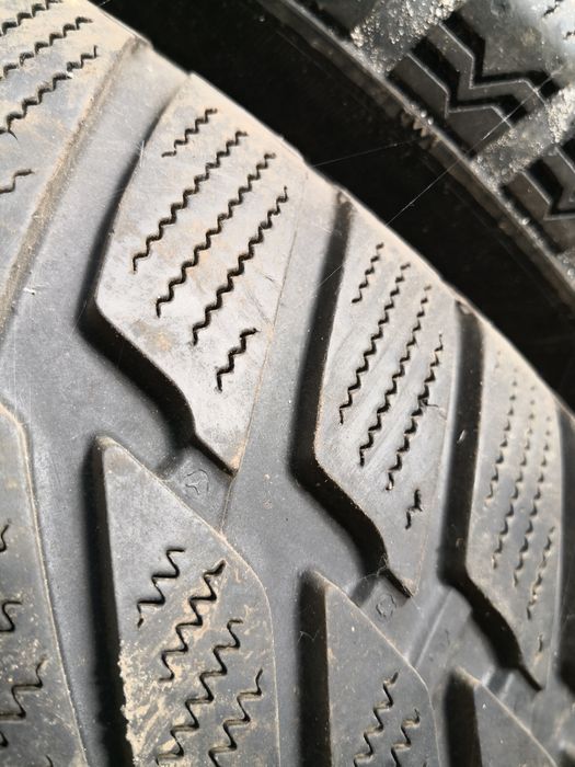 245 55 17 цола гуми kumho dunlop