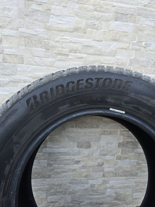 Гуми Bridgestone Blizzak 235/65/17