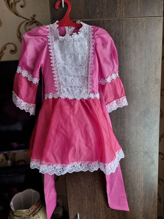 Продам новогодний костюм Мальвины