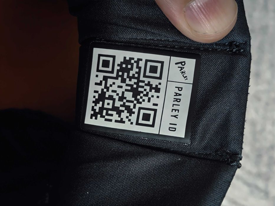кроссовки Adidas Nizza Parley