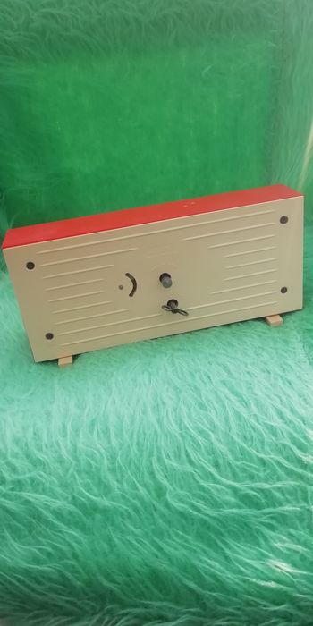 Настолен часовник двудневен Янтар 50 години СССР будилник