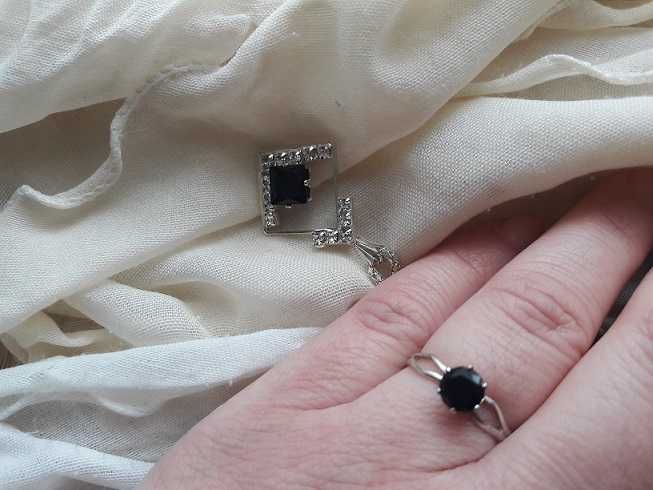 Set bijuterii - inel, cercei, lantisor