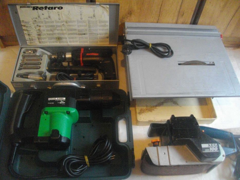 Машина разширение тръби Лентов шлайф 1010W Къртач HITACHI Рязане плочи