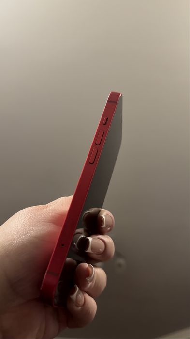 Продам айфон 14 в хорошем состоянии