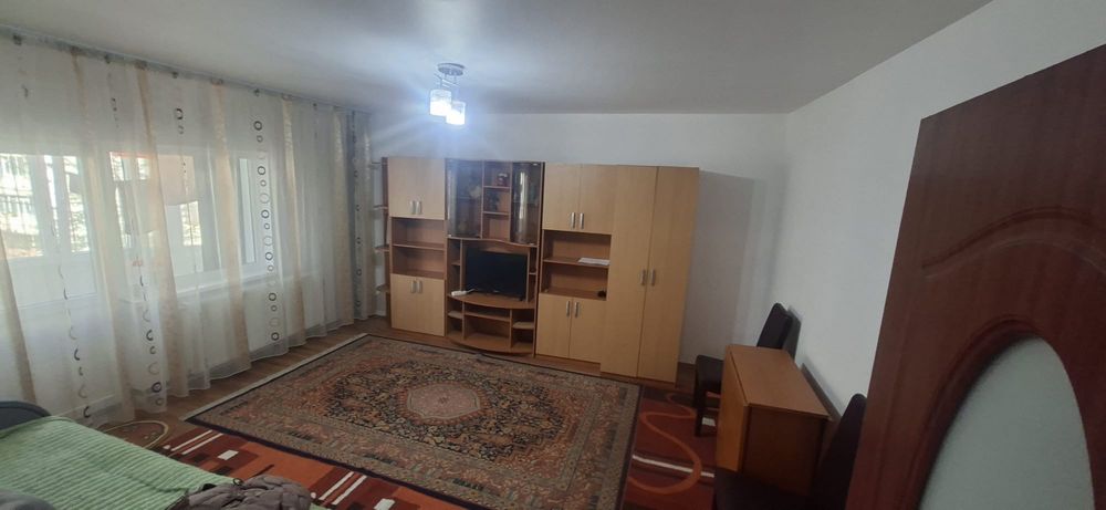 Inchiriez garsoniera utilata si mobilata cu centrala termica
