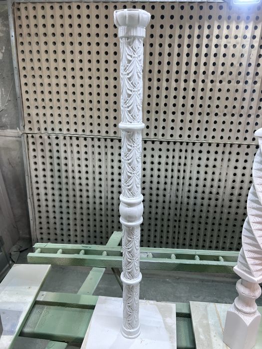 Balustrii lemn sculptati CNC