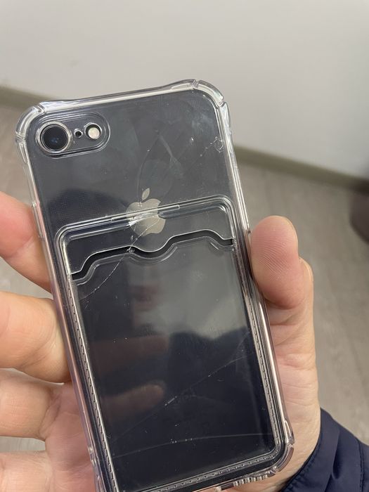 Продам iphone 8 64 гб