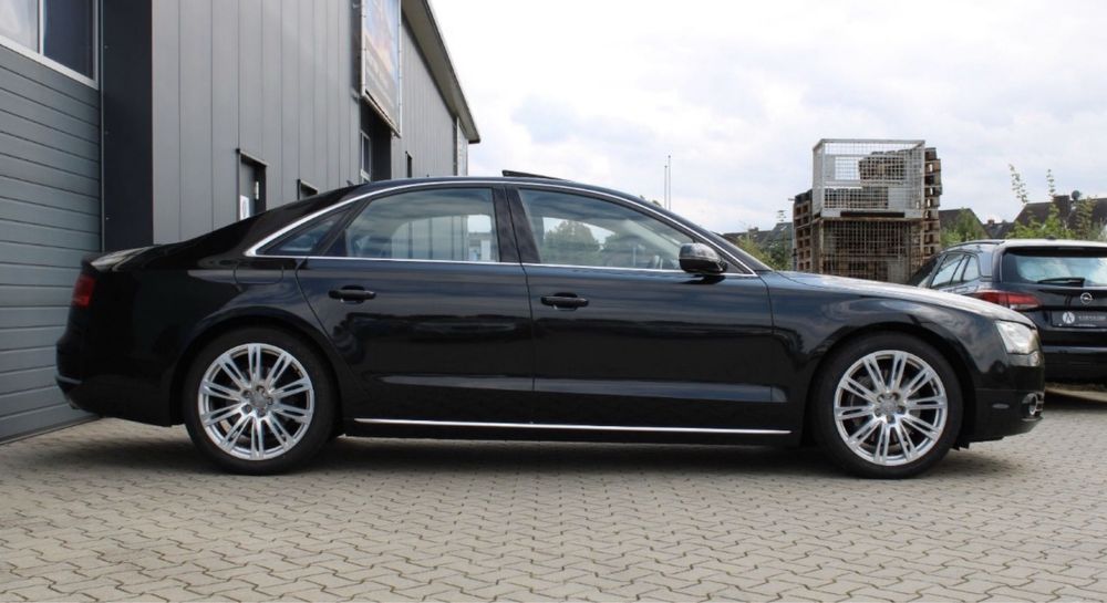 Dezmembrez Audi A8 D4 3.0 CDT 256 led camera portiera