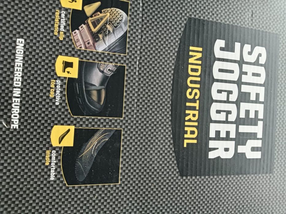 Ботинки всесезонка новый