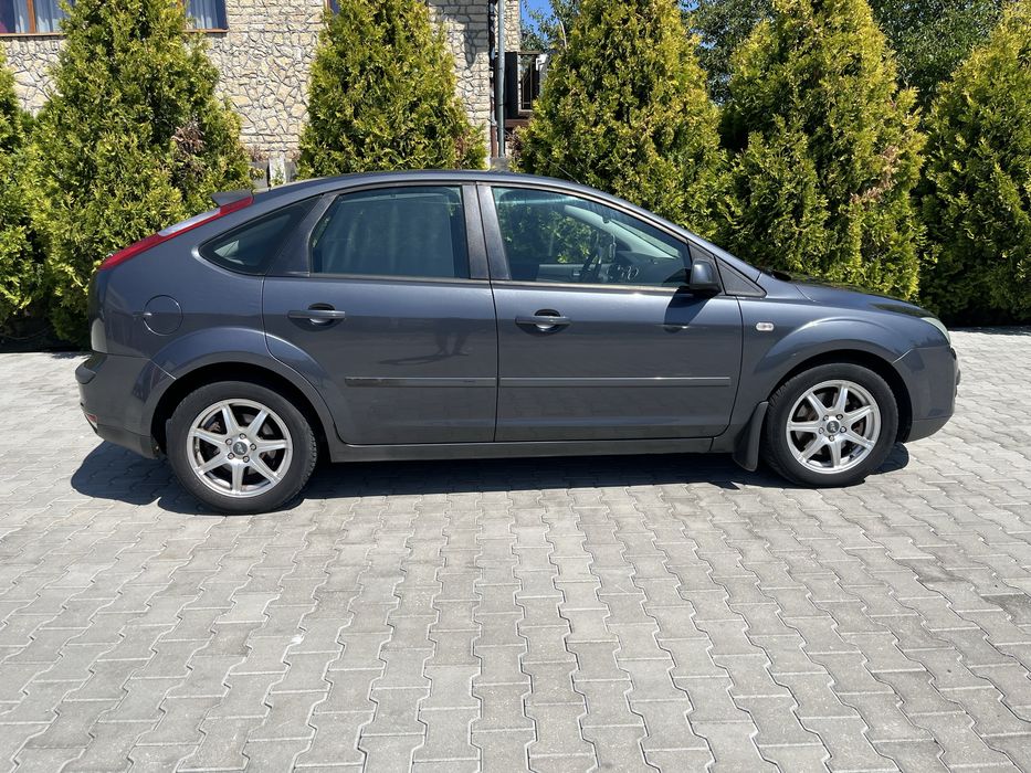 FORD Focus 2006 — imagine 2