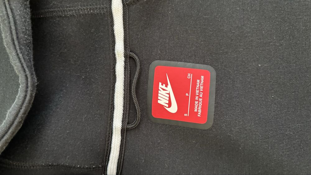 Nike tech fleece черен панталон и горнище
