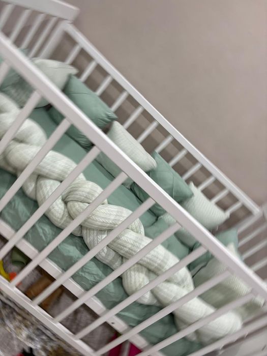 Продам детскую кроватку