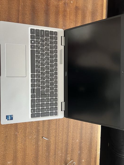 Dell Precision 3571