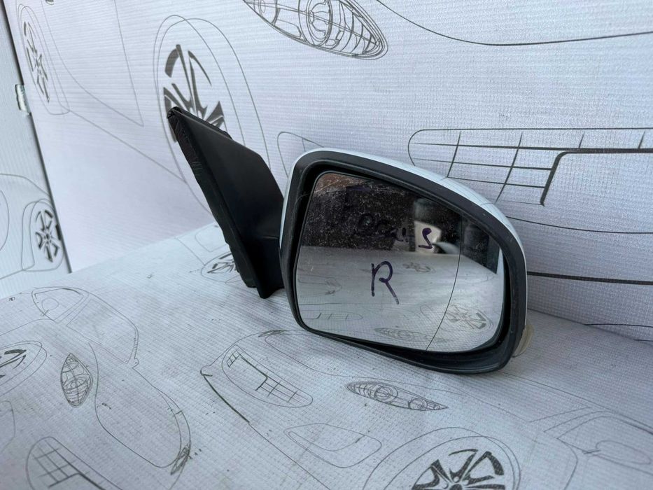 Oglindă Retrovizoare Dreapta Electrică 8 Pini Ford Focus 2317536 / BM51-17682-RG / [2010-2017] / (5D3)