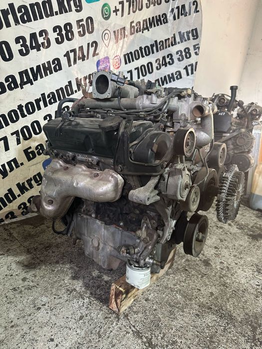 Двигатель Mitsubishi 6G74  3.5L