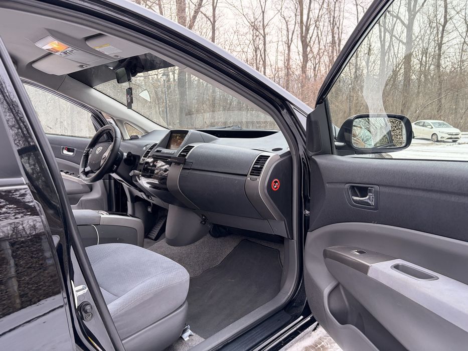 Toyota Prius Gen. 2, unic proprietar din 2013