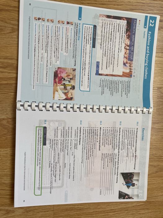 2 carti noi  limba engleza