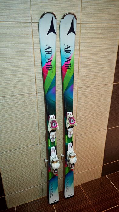 Schiuri atomic 162 cm -clapari ski