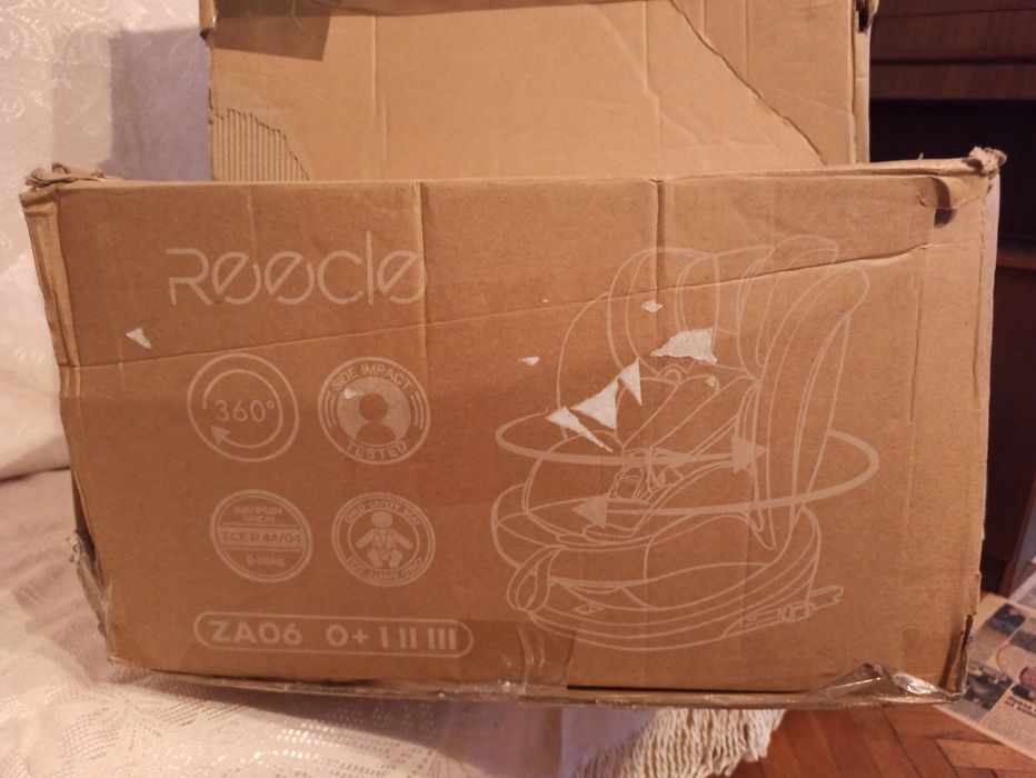 Чисто ново столче за кола Reecle 360, от 0 до 36кг, ISOFIX