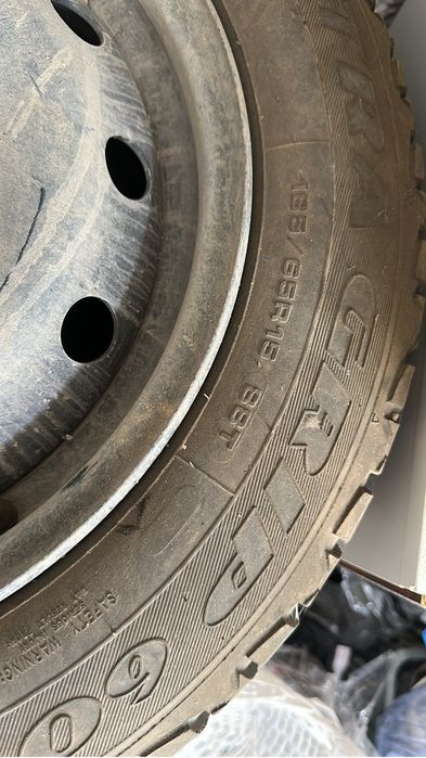 Автошина R15 зимний