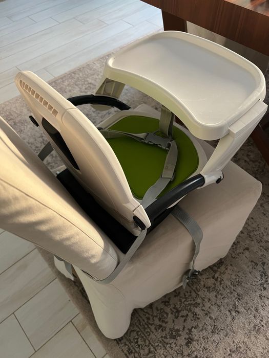 Столче за хранене с масичка за бебе деца Peg Perego