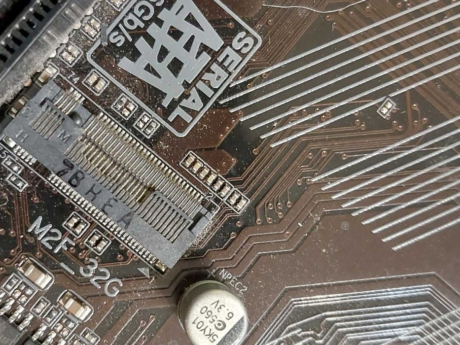 Gigabyte GA-AB350M DS3H