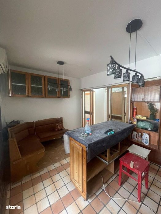 De vanzare duplex cu 4 camere, 3 balcoane,  in zona Hotel Roman