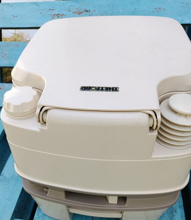 Преносима химическа тоалетна Thetford Porta Potti 165