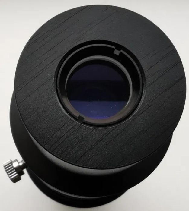 Obiectiv parfocal pentru camera de microscop
