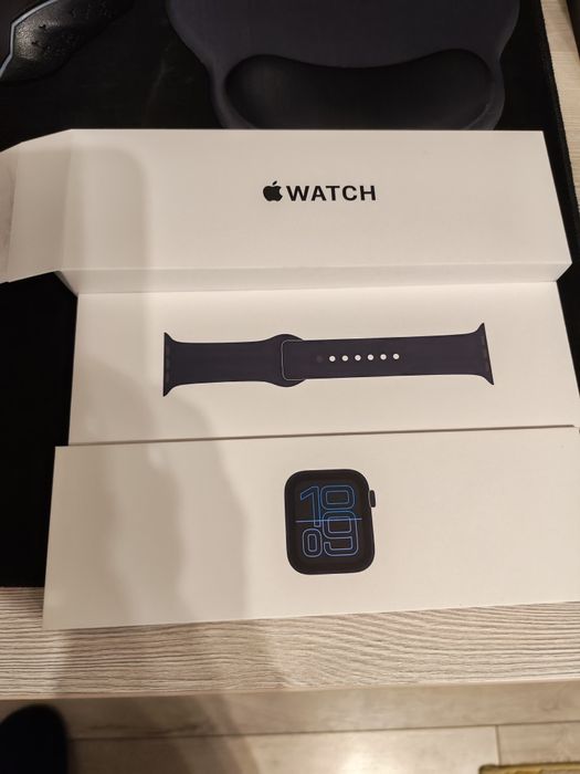 Apple Watch SE (2025), GPS, Carcasa Midnight Aluminium 44mm, Midnight