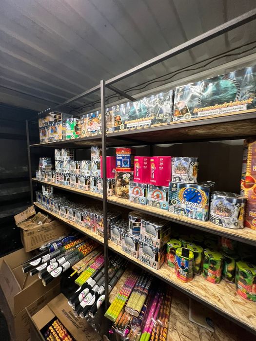 Салюты и фейерверки оптом