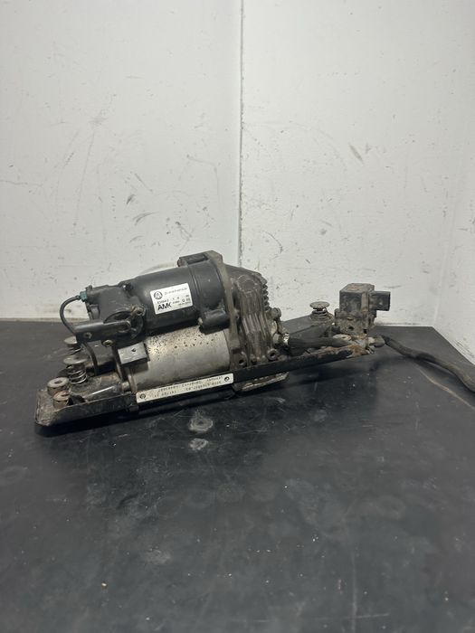 Compresor perne aer BMW Seria 5 E61 | 6789937 525d 520d 530d 535d