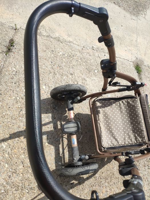 Количка Tutek Tambero удобна и комфортна, летен и зимен кош