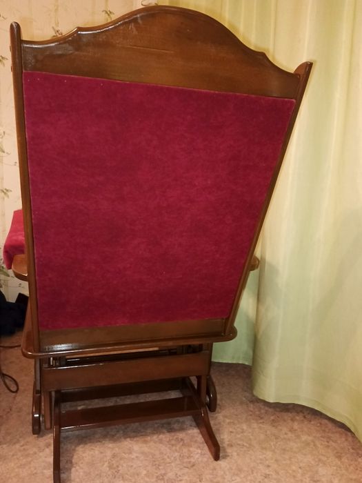 Продам кресло качалка