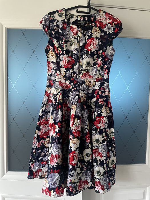 Платье вечернее