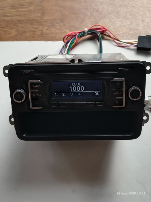 Radio-CD original Volkswagen model RCD 210