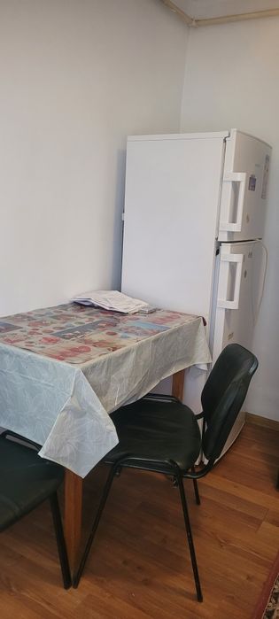 Inchiriez apartament