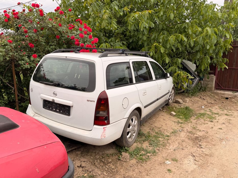 Opel Astra 1.7 DTI an 2003 vând/dezmembrez