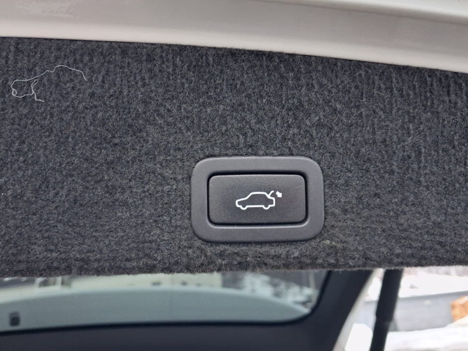 Volvo XC 60 D5 AWD R Design