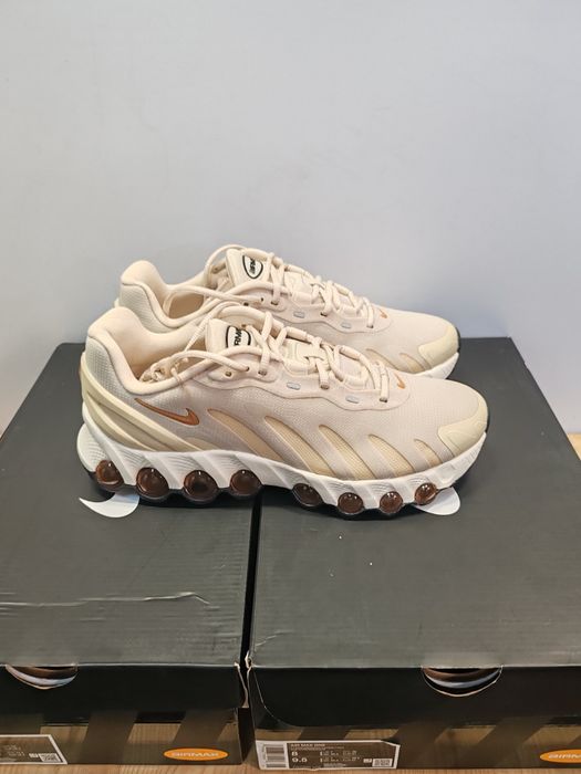 Adidași Nike Air Max DN8