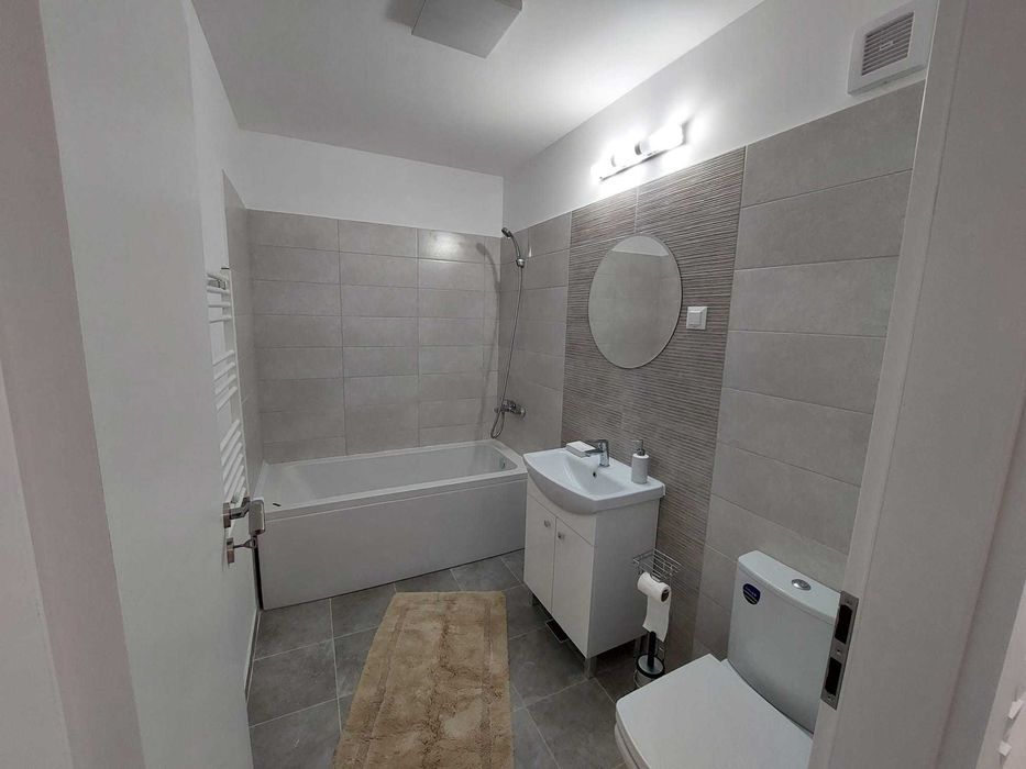 Inchiriez apartament 2 camere Class Park