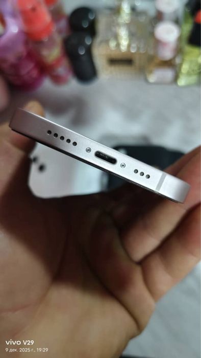 Iphone 13  zo’r holatda