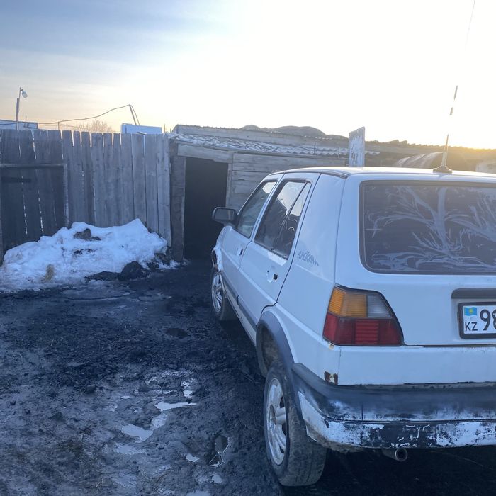 Продам гольф 2 на ходу